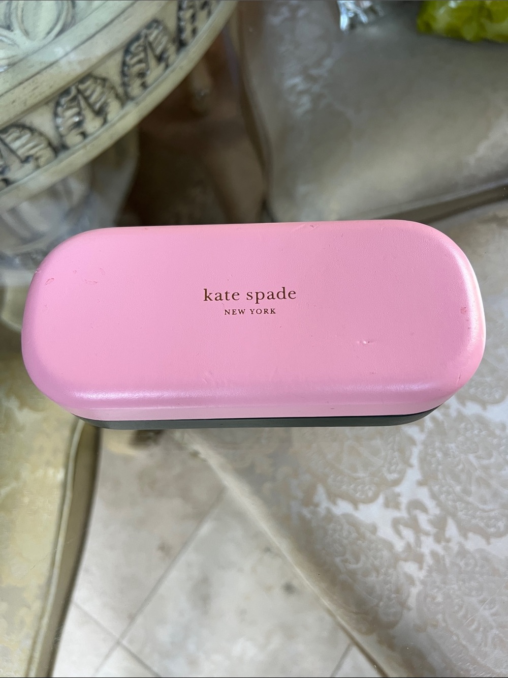 kate spade Pink Protective  sunglasses Travel Case